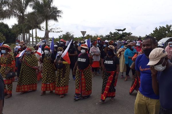 Marche blanche contre la violence Tsoundzou 15 août 2020