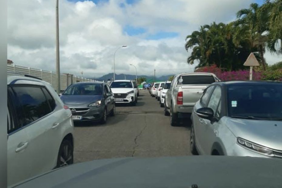 Intense Road Traffic on Chemin Tamaya in Acajou: Residents Mobilize to Protest Dispute between Cacem and Real Estate Company