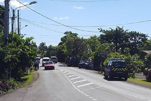 Papenoo : choc frontal entre une voiture et un deux-roues