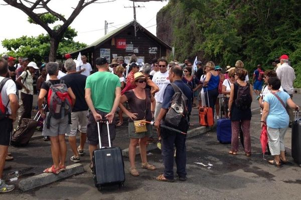 Grève fonctionnaires Mayotte