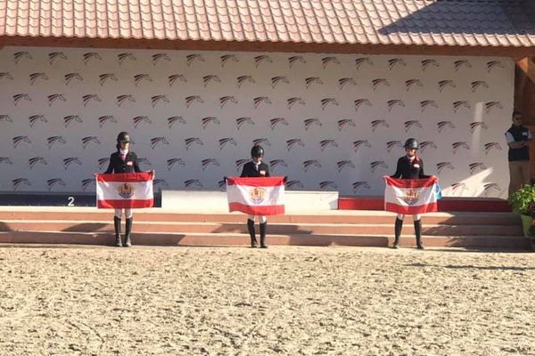 Podium 100% polynésien au championnat de France outremer d'équitation 