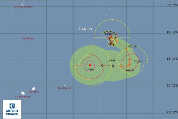 tempête tropicale Danilo système 020121