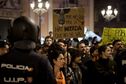 VIDÉO. Inondations en Espagne : des milliers de personnes ont manifesté pour exprimer leur détresse et leur colère