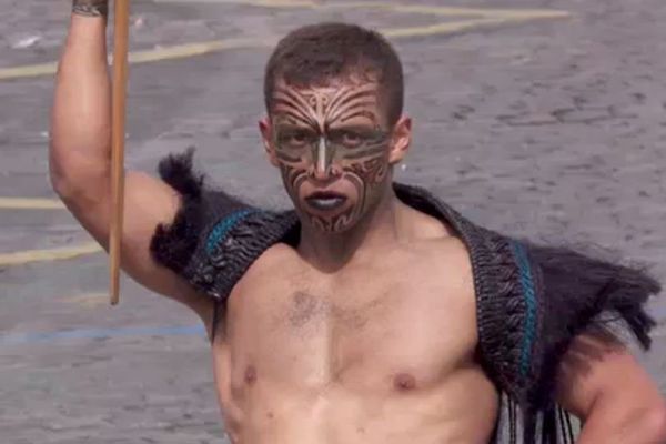 Maori sur les Champs-Elysées le 14 juillet 2016