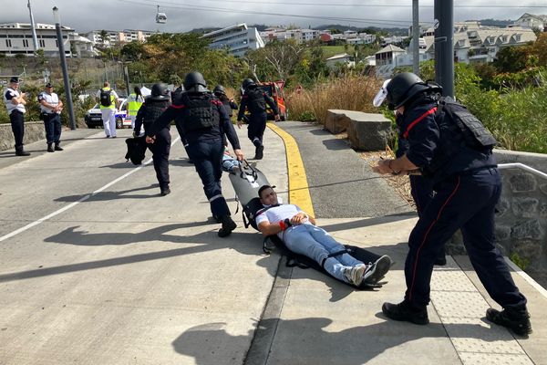 Téléphérique Papang exercice secours attentat station Bancoul Saint-Denis