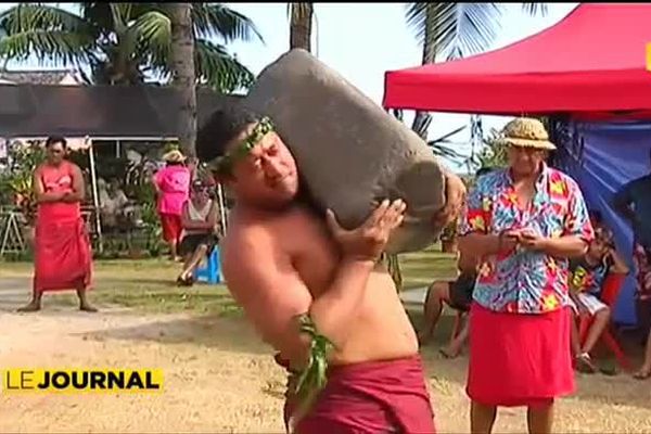 Tu’aro ma’ohi à la mairie de Punaauia