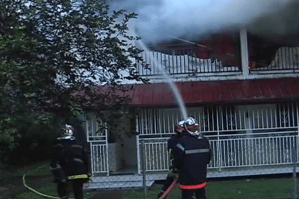 Incendie à Montjoly