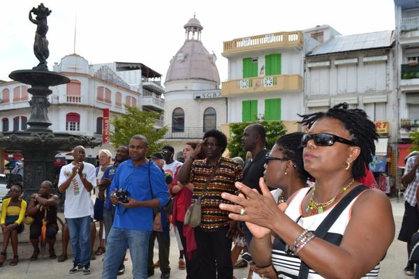 public '- Place Pointe-à-Pitre