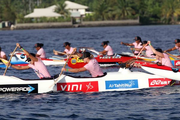 Ocean Outrigger Canoe (Hawaii)