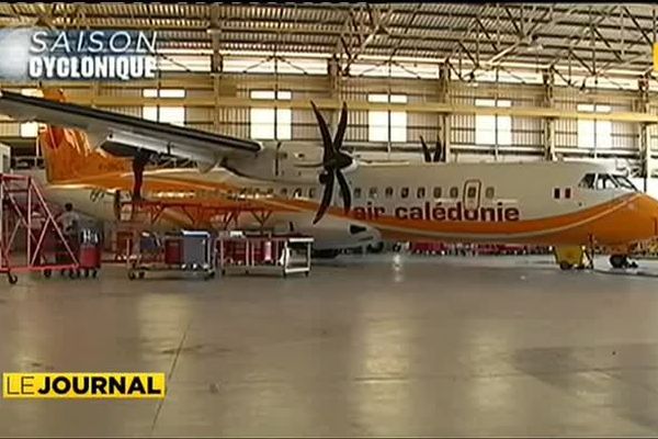 Dépression tropicale Ola : Les avions Air Calédonie à l'abri.