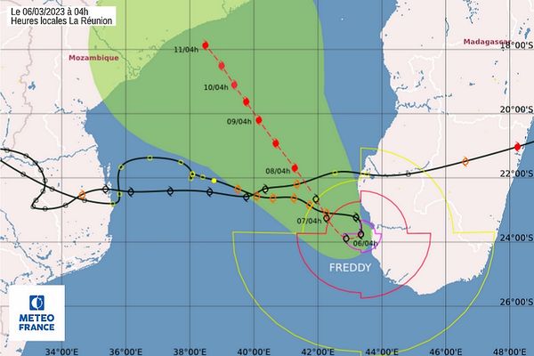 La forte tempête tropicale Freddy va redevenir u cyclone tropical intense. Il devrait à nouveau toucher terre au Mozambique au Nord de Quelimane.