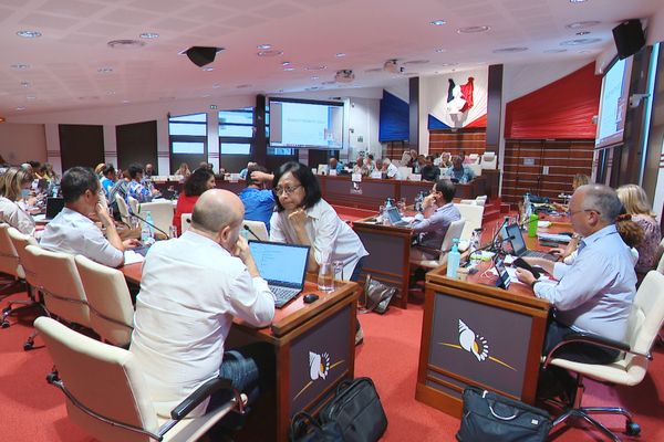 Début de session extraordinaire au Congrès, pour examiner le budget 2023 de la Nouvelle-Calédonie. Photo archives.