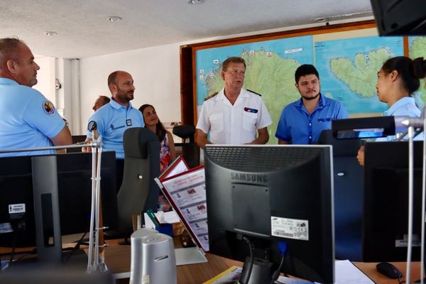 Visite des services opérationnels mobilisés à l'occasion de la Saint-Sylvestre.