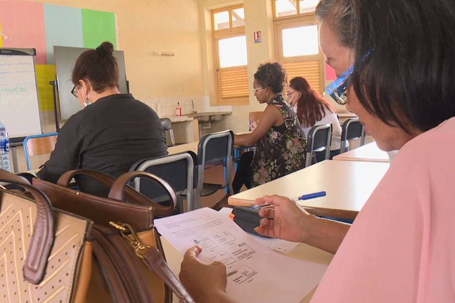 Education: French lessons back in Suriname schools