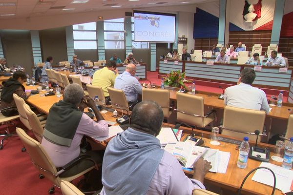 Séance des questions au gouvernement, au Congrès le mardi 28 août 2018.