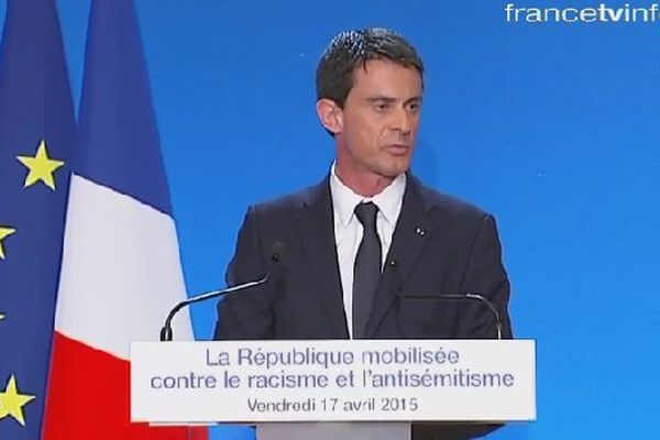 Manuel Valls racisme