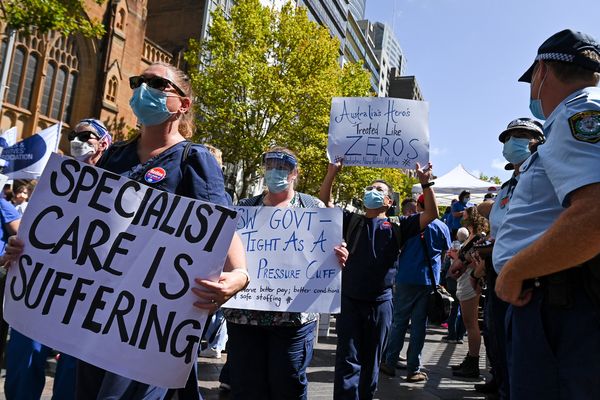 manifestation infirmières et sages-femmes à Sydney le 15 février 2022. Australie. Covid