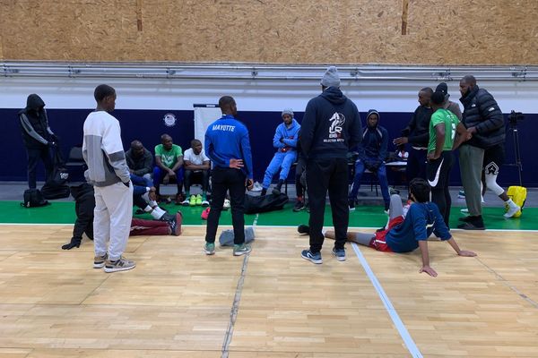 Les Vautours de Labattoir à l'entraînement avant les 16e de finale de la coupe de France de basket