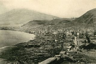 Archives Doutre Mer 8 Mai 1902 éruption De La Montagne