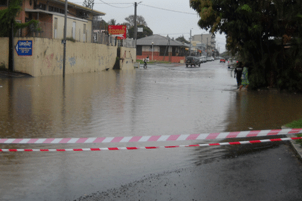 Centre du village de Bourail (04/02/14)