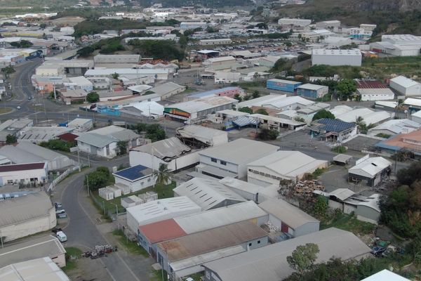 Zone industrielle de Ducos à Nouméa