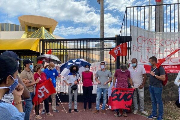 Manifestation devant le rectorat - 1