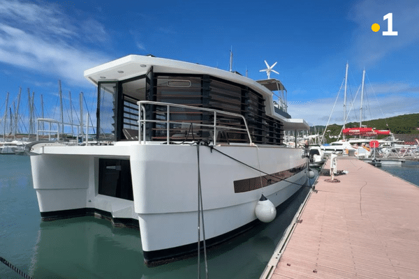 Un lodge flottant en Martinique.