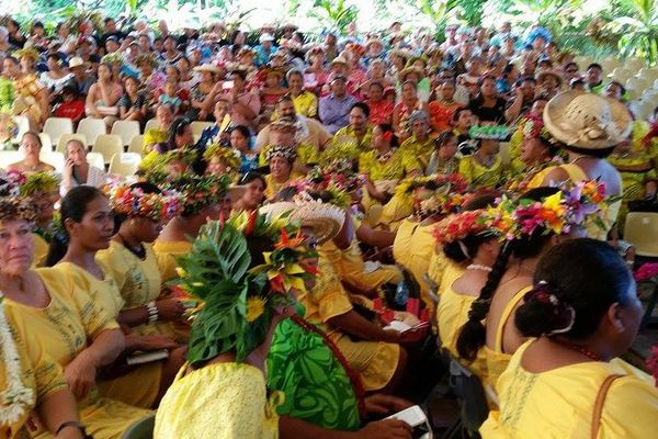 Plus d'un millier de personnes à l'inauguration de l'école protestante de Tahaa