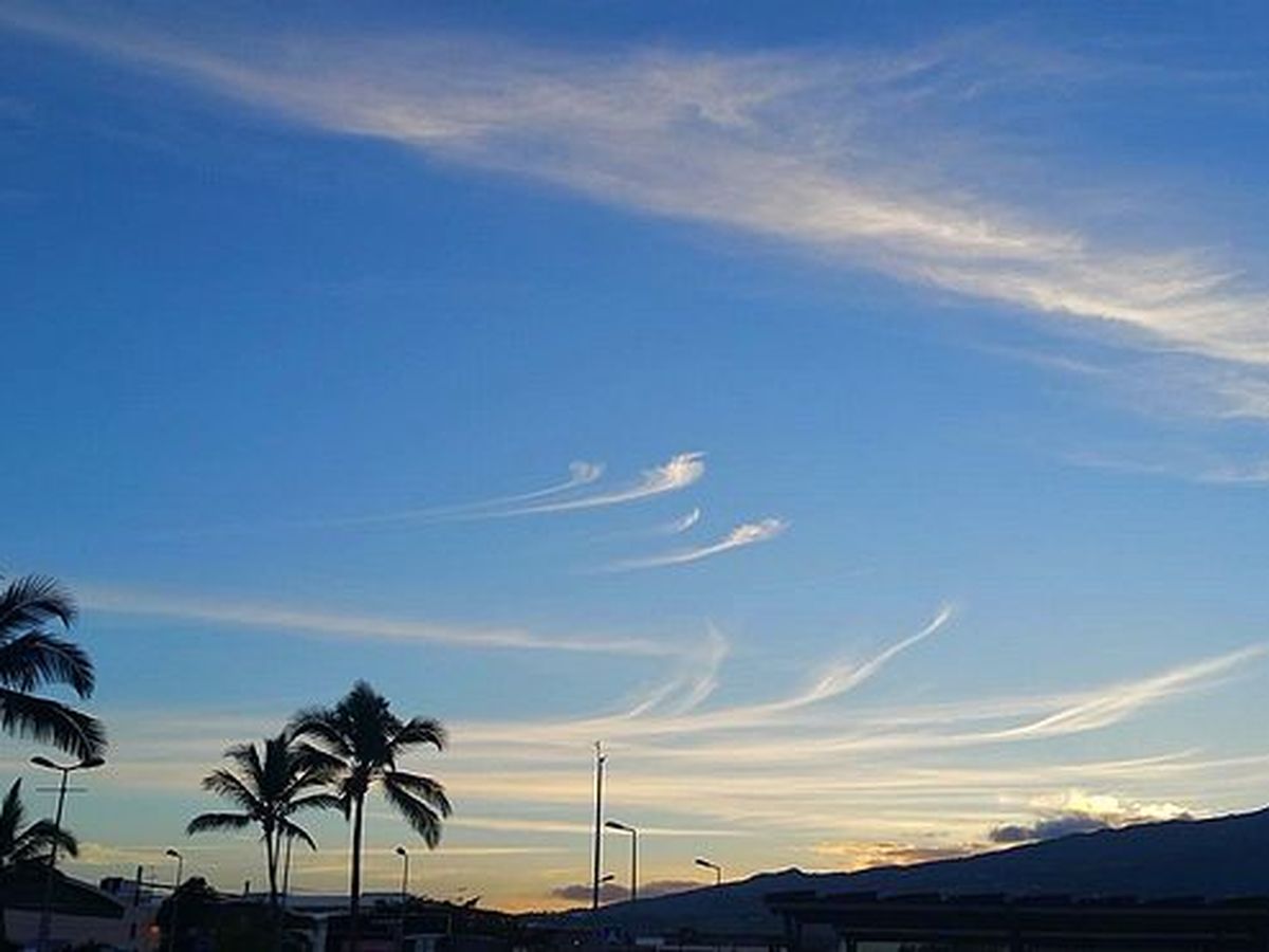 La Reunion Ciel Bleu Et Degage Sur Toute L Ile Reunion La 1ere