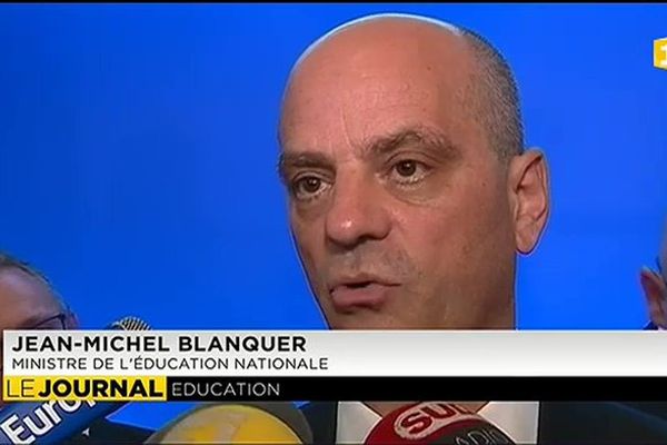 Education : « de faibles  diminutions de contrats aidés outremer »  