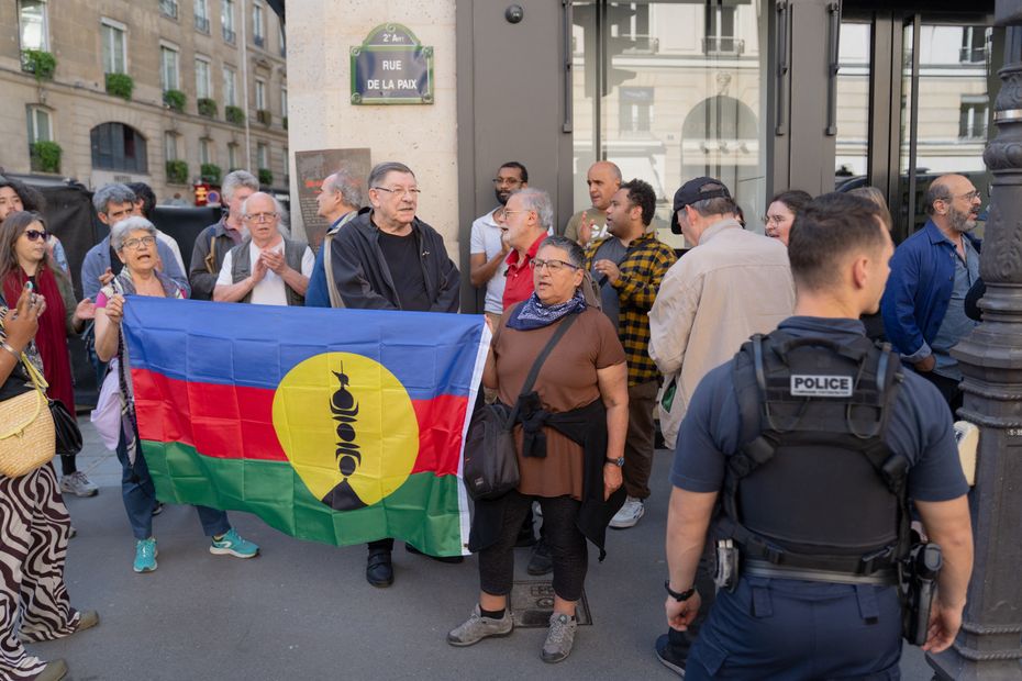 Nuova Caledonia: manifestazione a Parigi per chiedere il rilascio dei prigionieri del CCAT