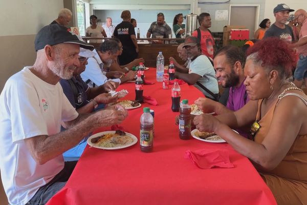 Une journée de solidarité en faveur des sans-abris et des plus démunis à l’Etang Saint-Paul