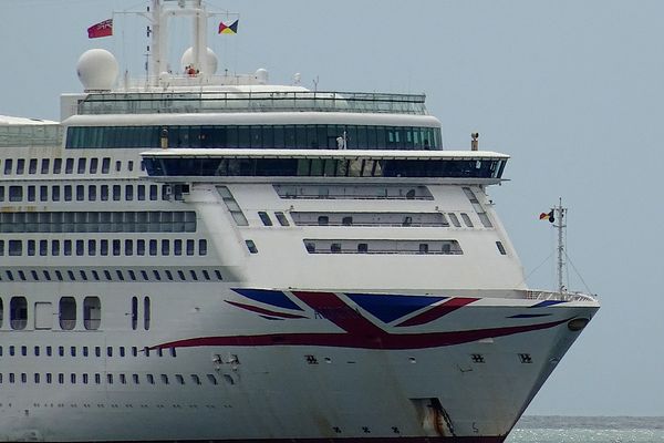 L'Aurora, bateau de croisière de la compagnie Carnival UK