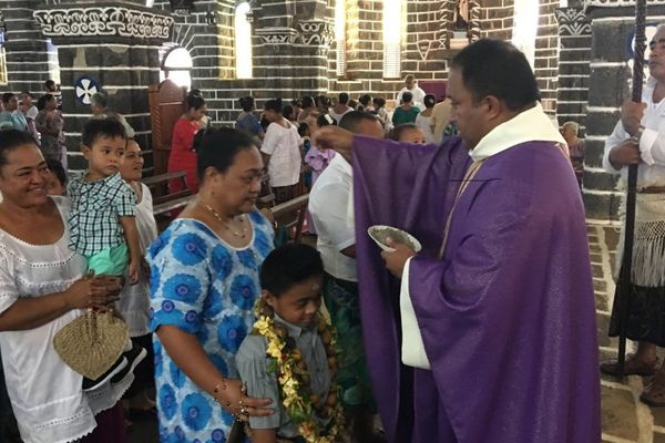 messe du mercredi des cendres cathédrale de Mata Utu