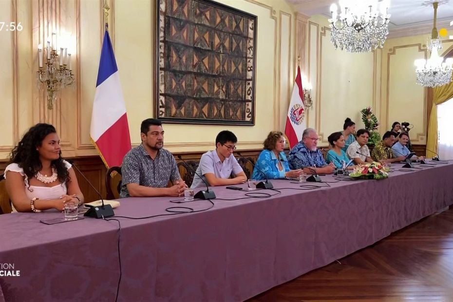 Redistribution Des Portefeuilles, Indépendance, Bakou, Feuille De Route ...