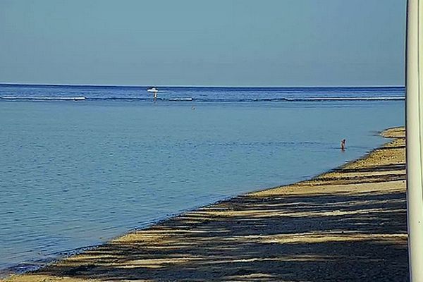 Le temps de ce vendredi, comme celui qui est prévu tout au long du week-end, s'annonce idéal pour le farniente au bord du lagon.