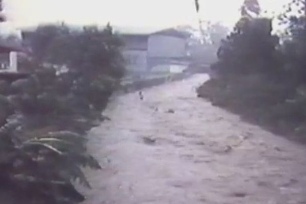 Tahiti pendant les cyclones en 1983