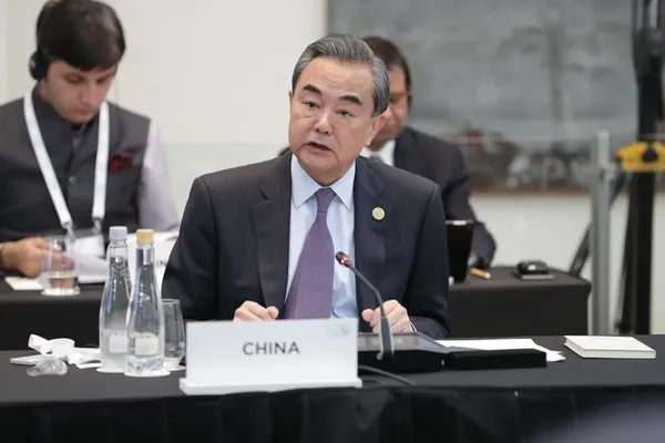 Wang Yi, le ministre chinois des affaires étrangères, lors d'un sommet du G20 en Argentine eb 2018.
