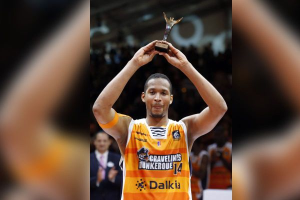 Le Guadeloupéen Ludovic Vaty a été en 2013 le premier joueur de l'histoire a remporté le titre de MVP de la Leaders Cup.