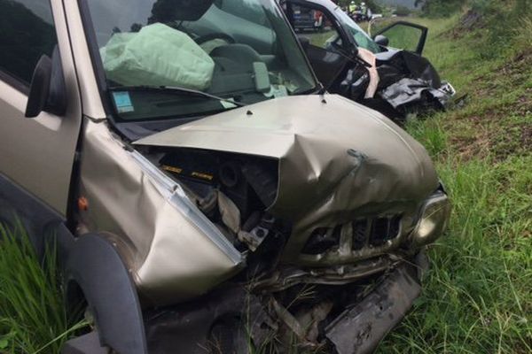 Photo accident VDE trois véhicules Mont-Dore Nouméa (12 mai 2017)