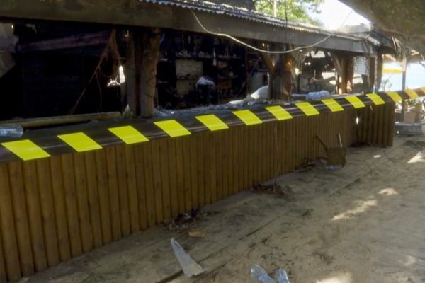 Une partie du restaurant Kabana Beach est partie en flammes, le mardi 5 novembre 2024