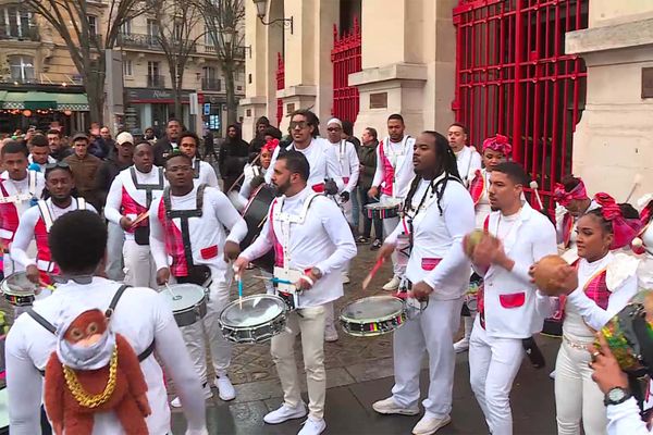 Association K'ryb Vybz de Créteil au carnaval de Paris 2024