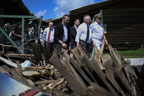 AFP_françois bayrou visite mayotte dévastée cyclone chido_20241230