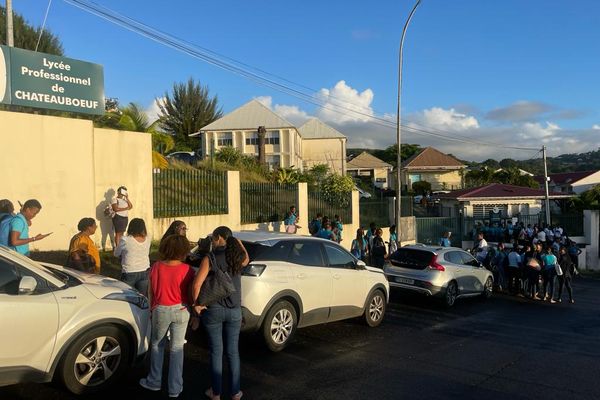 Débrayage au lycée Châteaubœuf