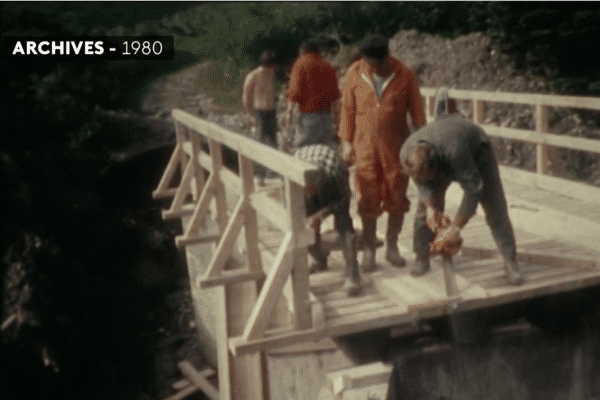 Dans les années 80, plusieurs ponts ont été construits à Langlade.