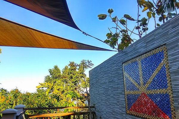 Ciel bleu sur les Colimaçons à Saint-Leu