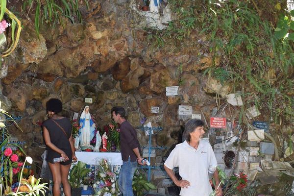 La grotte de la Vierge