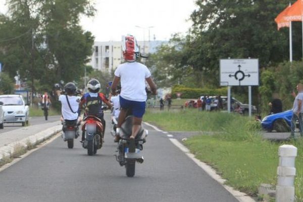 Les rodéos sauvages sont apparus dans les années 90 à La Réunion.