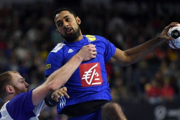 Melvyn Richardson, entré en seconde période, a marqué cinq buts déterminants contre l'Islande. 