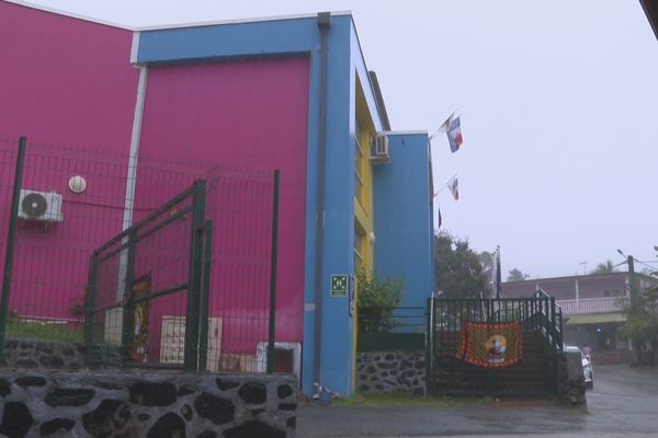 La mairie de Ouangani, fermée par le collectif des Citoyens de Mayotte 2018